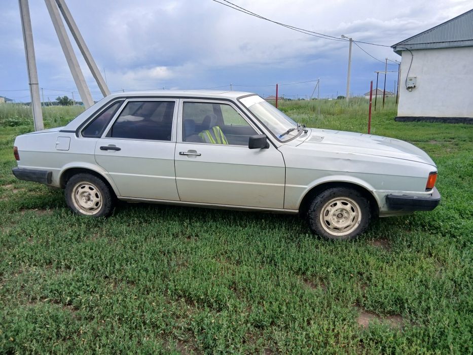 Продам две Ауди 80 б2 .