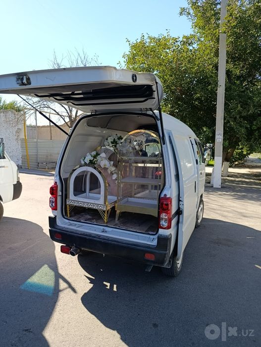 Damas van yuk tashish xizmati