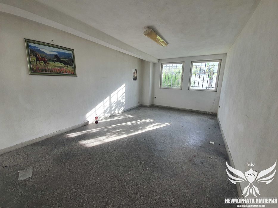 Дава се под наем Склад в Асеновград - 1100 кв.м за 2194.02 € - Снимка #11