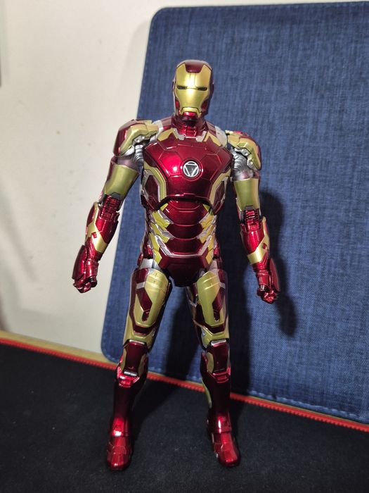 Iron man Mark 43 LED