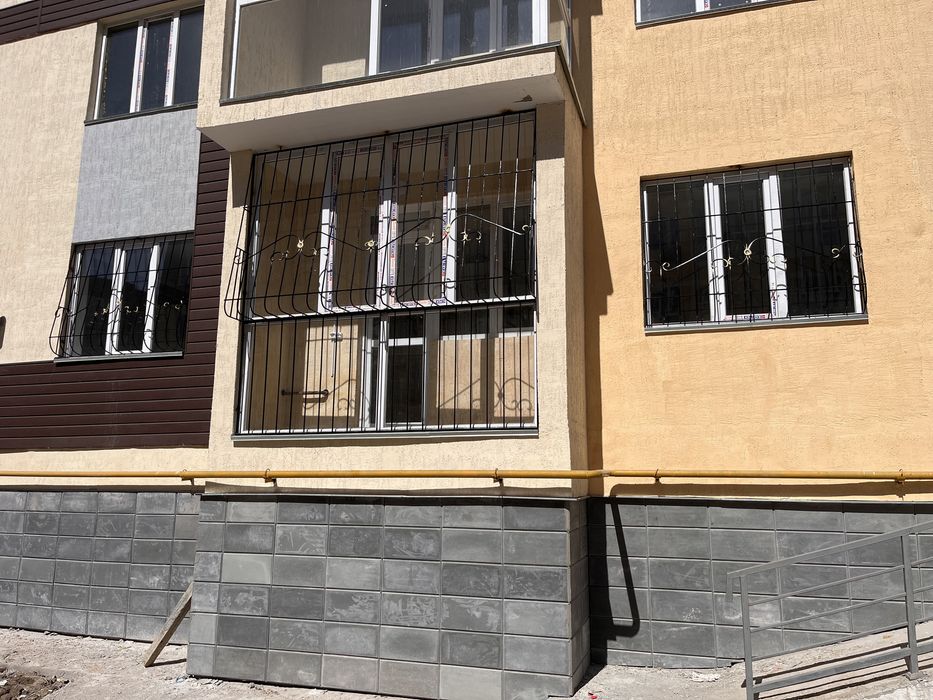 Решетки на окна и двери сварные в Алматы