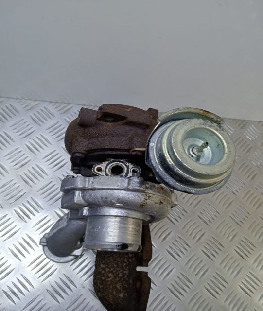 Turbina Turbosuflanta Turbo 1.9 D 55211063 Opel Astra H