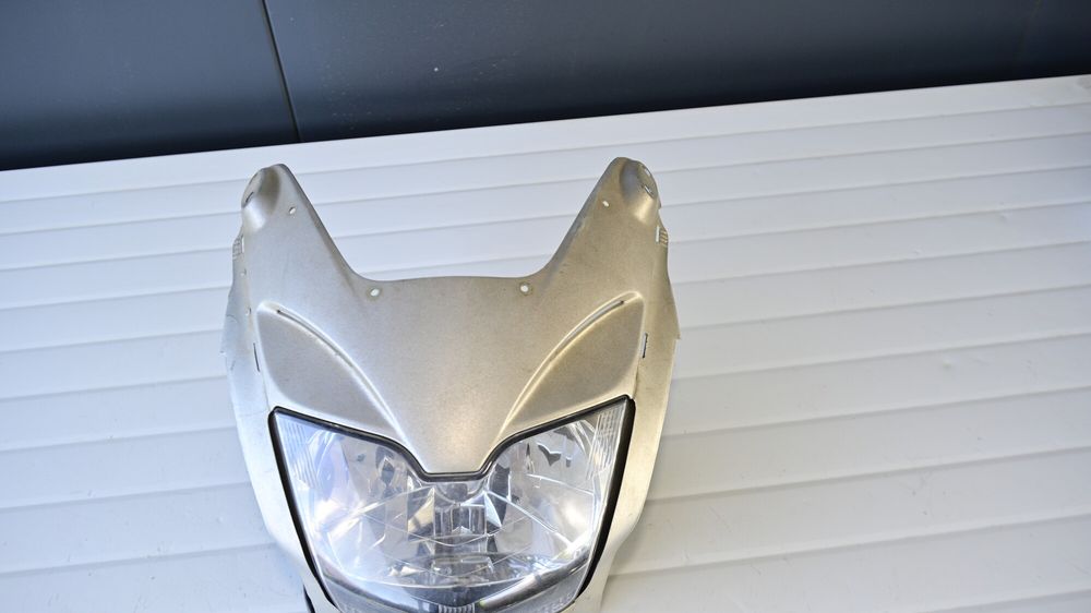Honda CB600S Hornet 2000 - 2002 Far cu masca fata