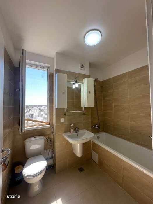 Apartament 3 camere 2 bai/Complex Adora/Crisul Repede