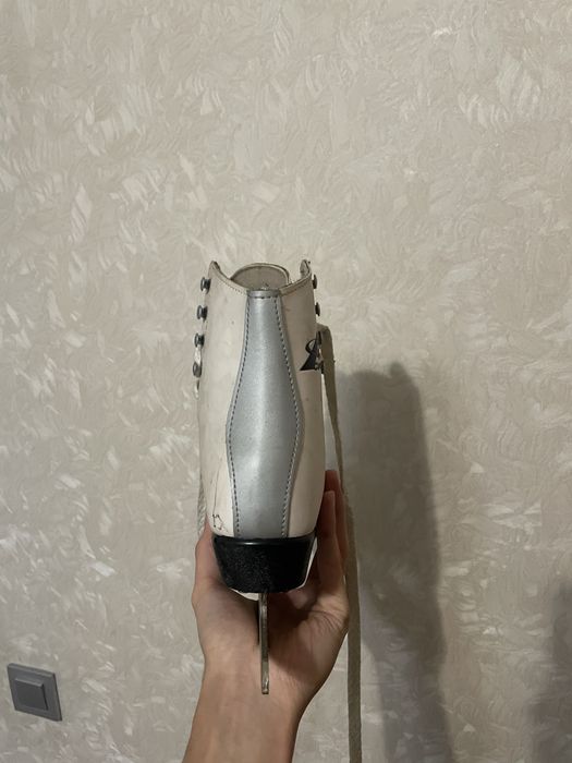 Женские Коньки профессиональные EUR 36