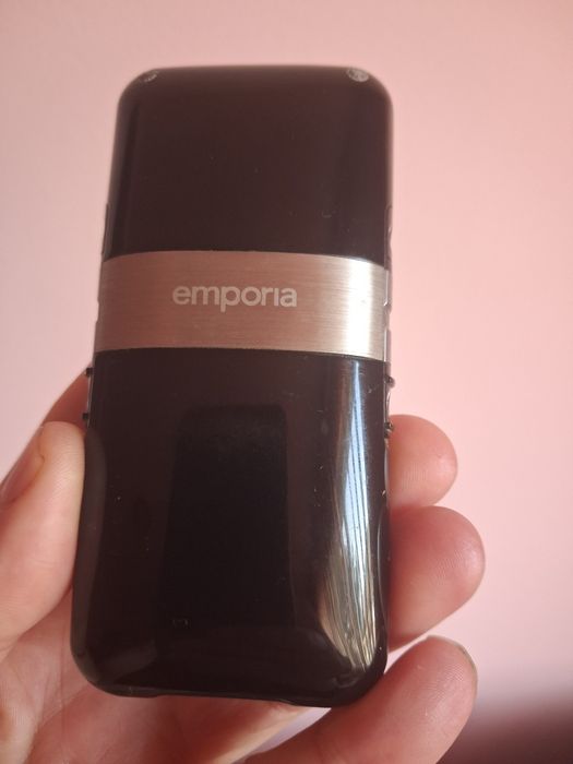 Telefon Emporia pt Seiori