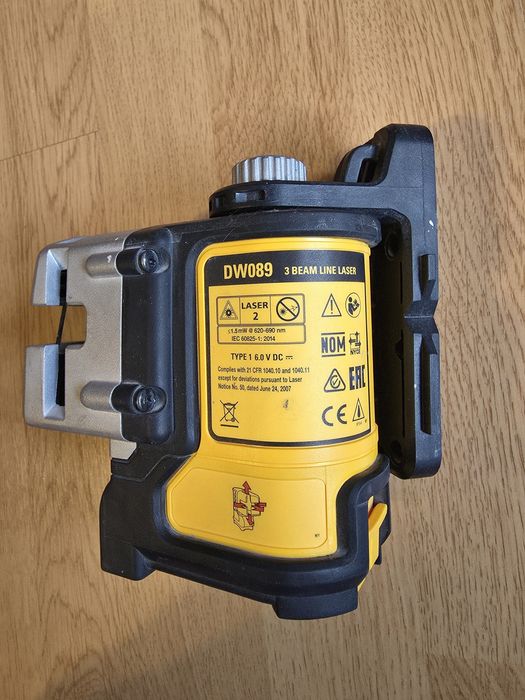 Nivela laser DEWALT DW089