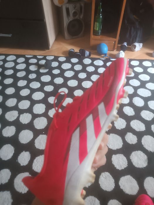 Ghete fotbal  Adidas Predator