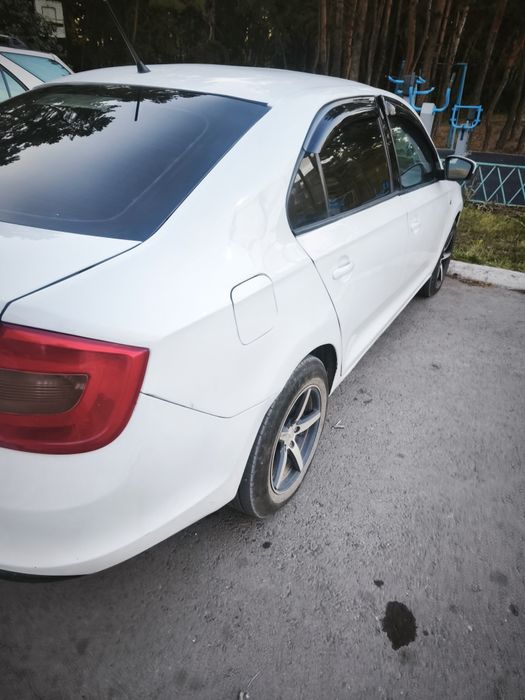 skoda rapid 2015