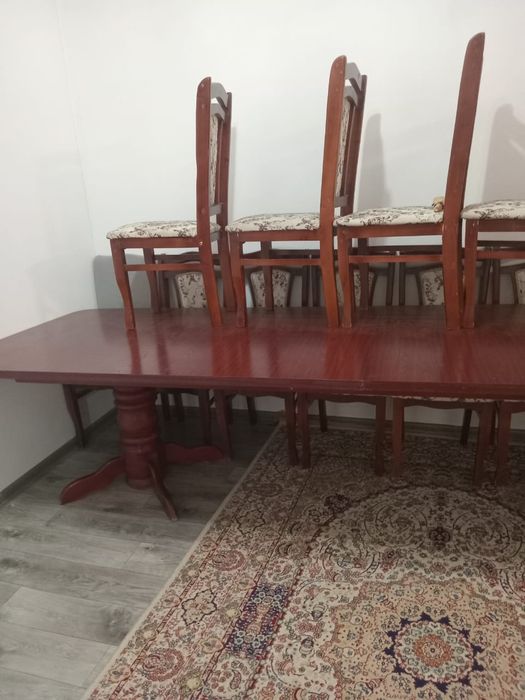 Стол сатылады. Ааааа