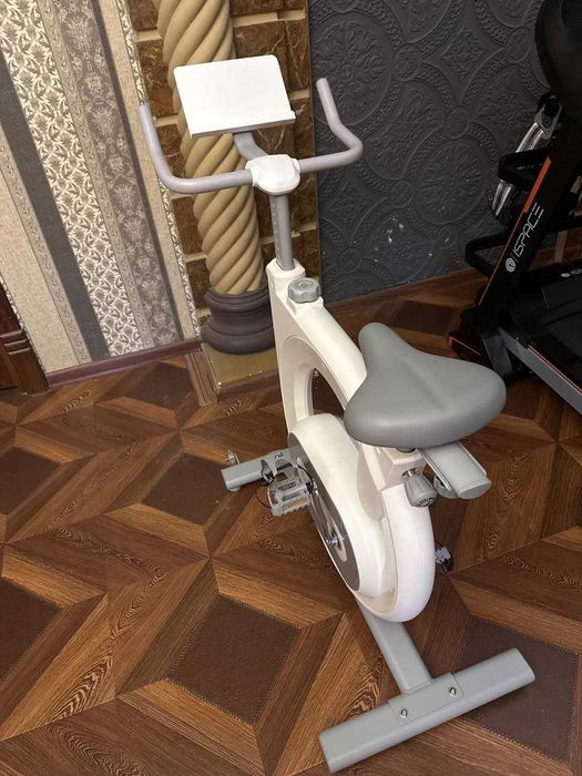 Velosiped trenajor Вело-тренажёры