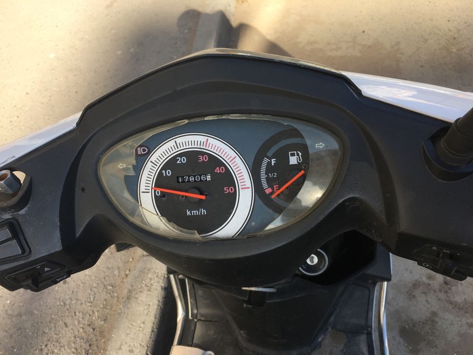 Продам срочно м 8 150