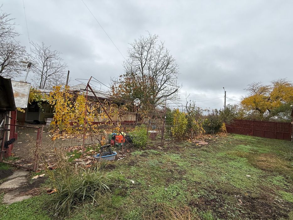 Casa Locuibilă De Vânzare