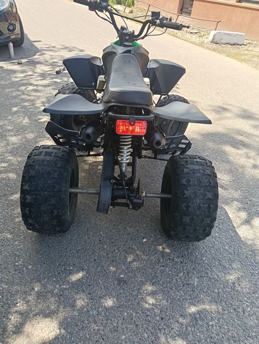Vând sau schimb ATV