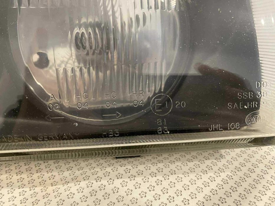 Фарове Hella за BMW E36