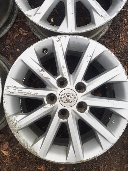 Продам диски р16 тойота. Оригинал