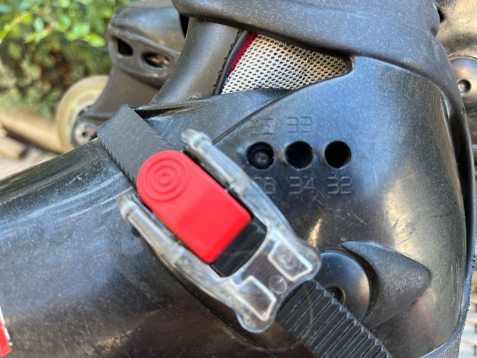 Role reglabile nr 32--36