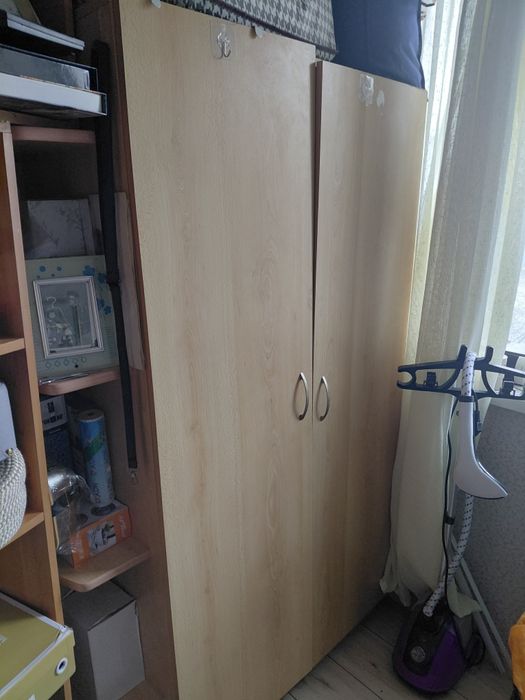 Продам Шкаф угловой