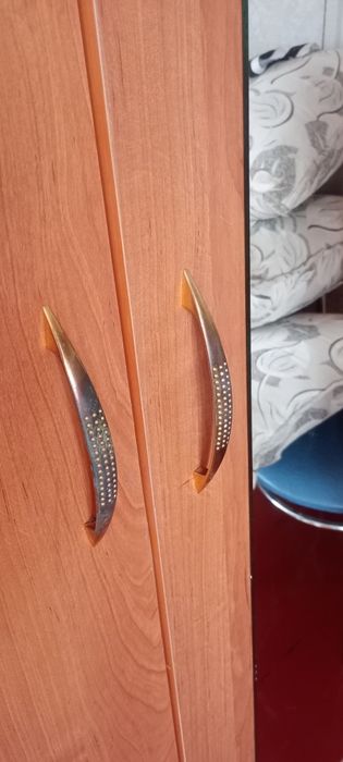 Спальный Гарнитур почти новый