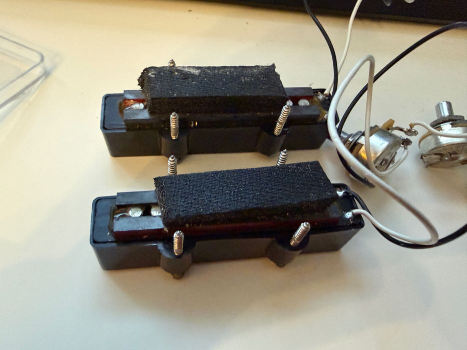 Mexican Fender Jazz Bass адаптери + електроника