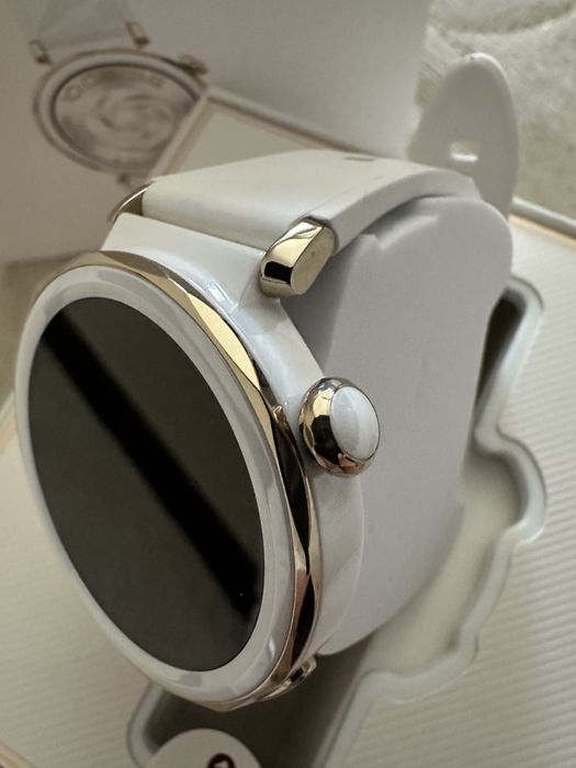 Смарт часовник HUAWEI WATCH GT 5 Pro