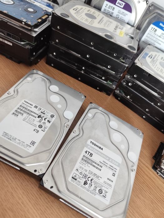 Hard Disk Pentru PC Desktop Laptop