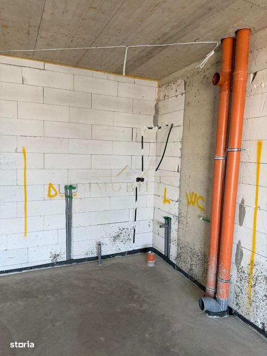Apartament semifinisat 2 camere , 62mp, terasa, zona Sopor