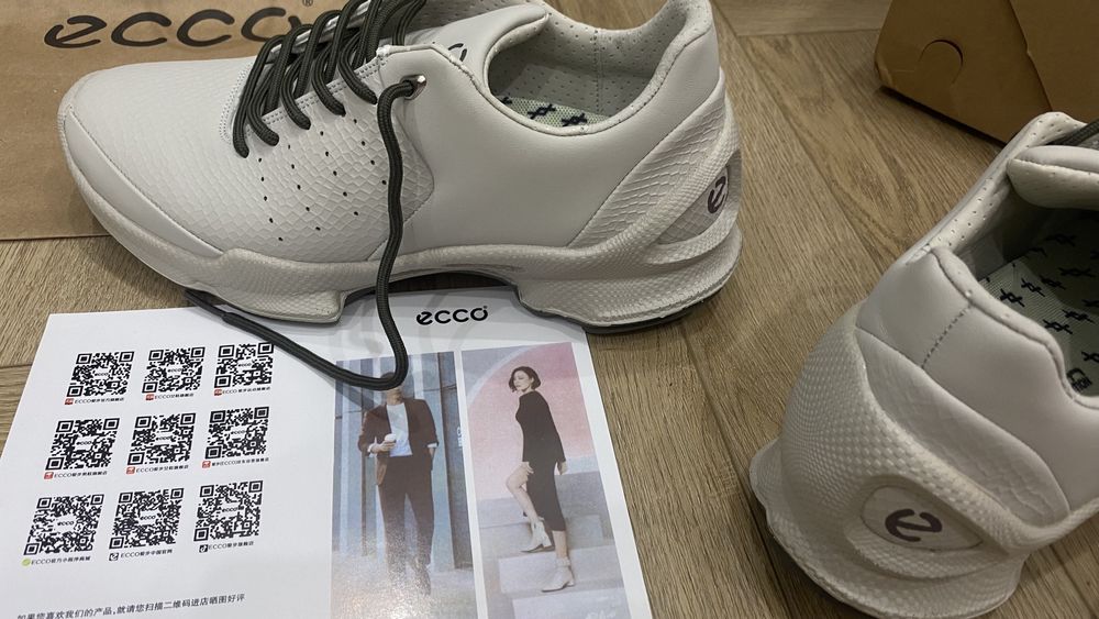 Кроссовки ecco 42 размер новый оригинал