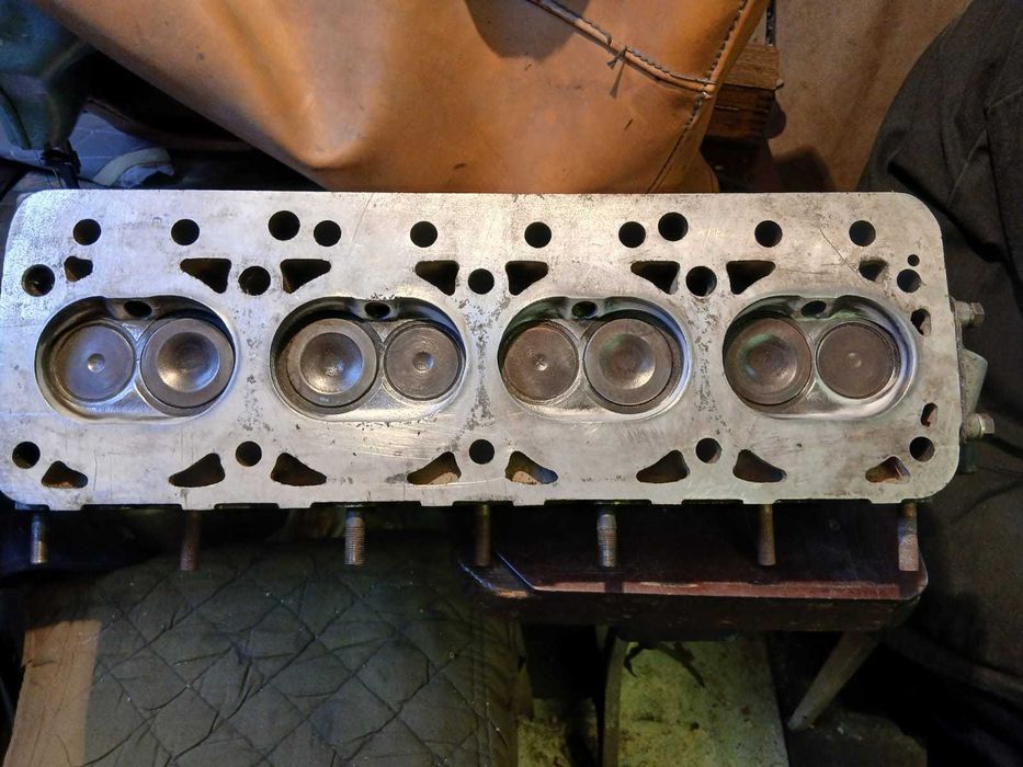 Продам ГБЦ змз402
