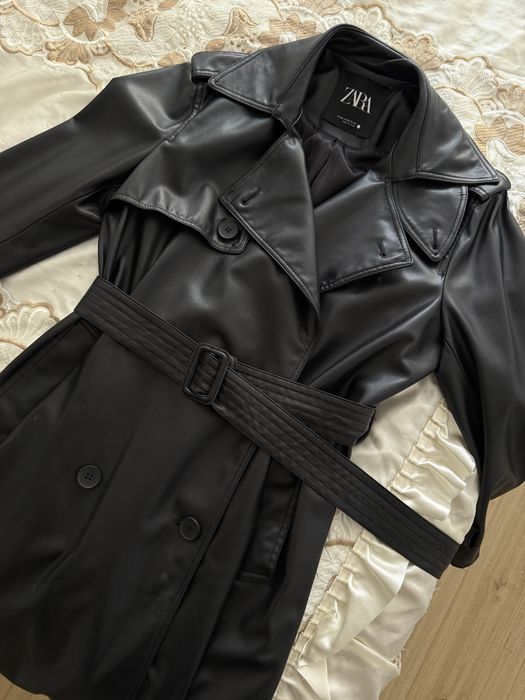 Модерно Черно дълго палто от изкуствена кожа