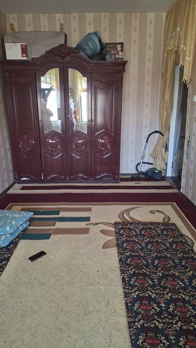 Уй сотилади Навоий шахарда