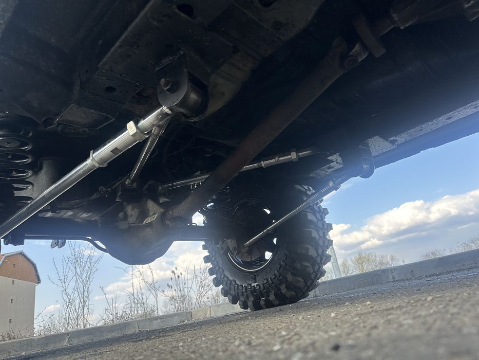 Vand/schimb Jeep Grand Cherokee 4.7 Benzina autoutilitara