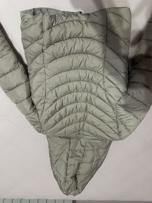 Зимно яке в бежов цвят