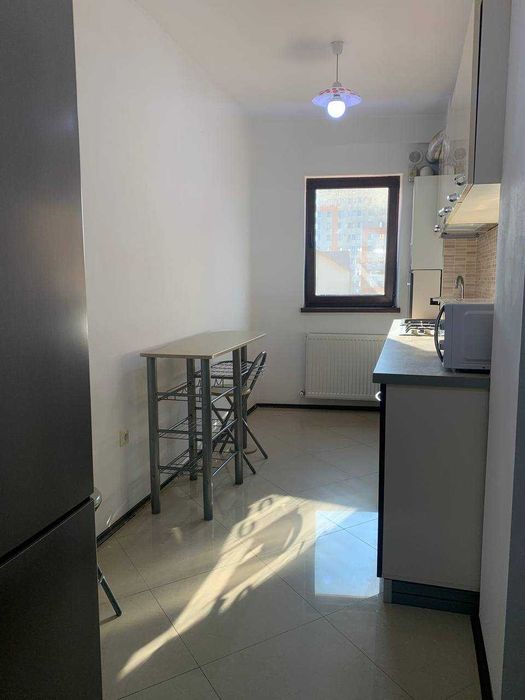 Palas 2 Camere Decomandat, Mutare imediata etaj intermediar, Moldovei