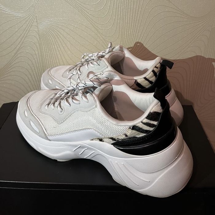 Vand sneakers Pull&Bear