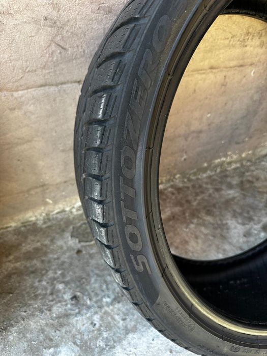 Vand anvelope de iarna 245/35 R21