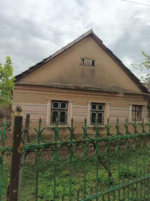 Casă la țară de vânzare