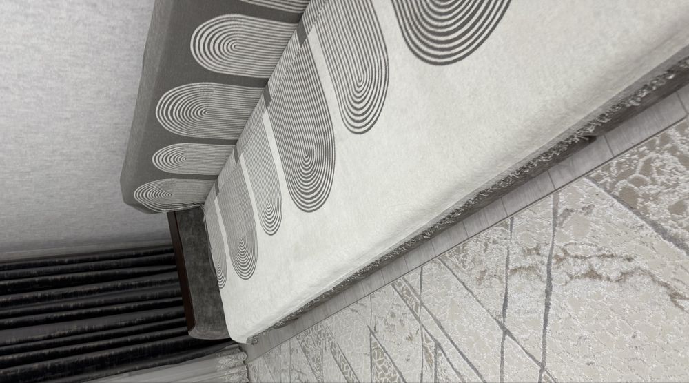 Подушки, покрывало, плед