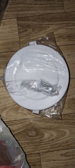 Светильник новый продам