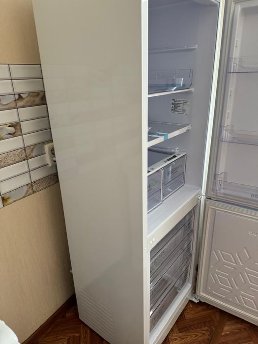 Холодильник морозильник Бирюса