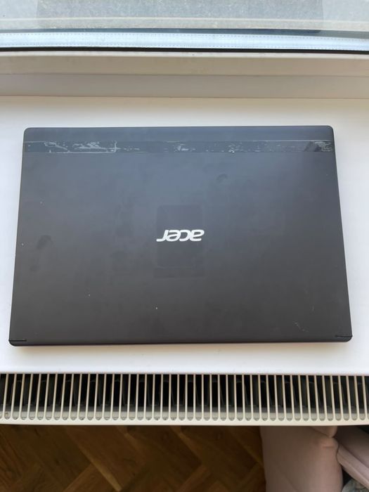 Ноутбуки Aser и Lenovo