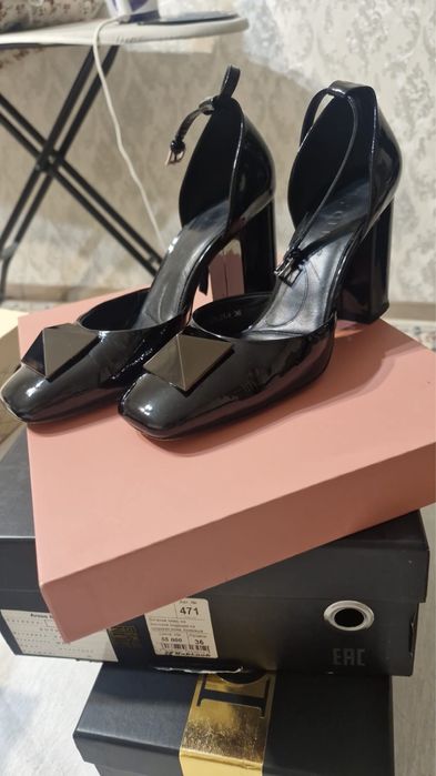 продам женские туфли