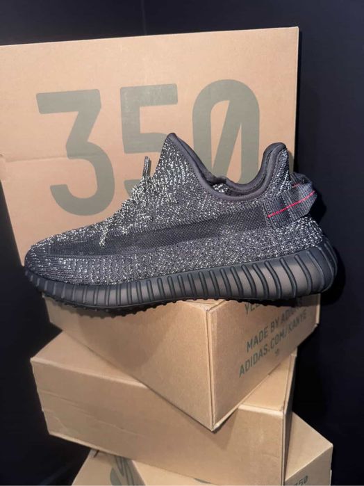 Adidas Yeezy Boost 350 V2