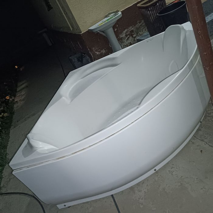 Срочно продам жакюзи ванну