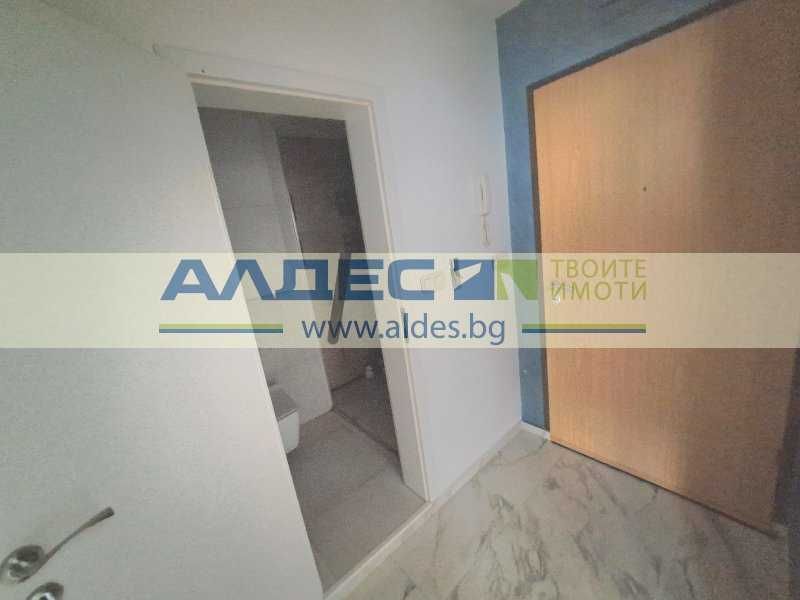 Дава се под наем Двустаен апартамент в София, Изток - 165 кв.м за 800 € - Снимка #11