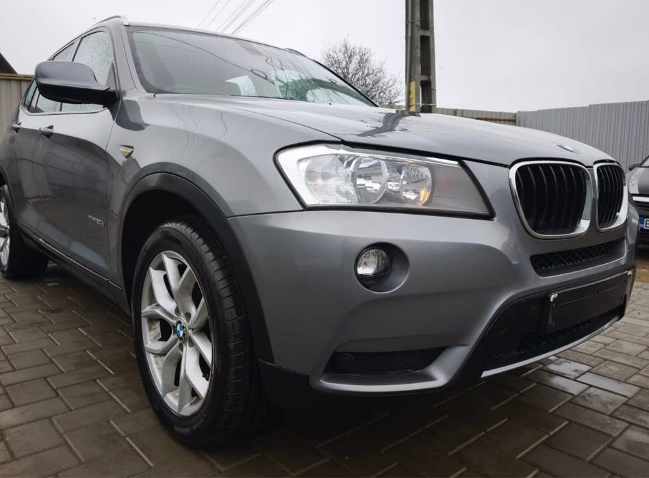 Dezmembrez BMW X3 F25 X-Drive M Pack 2.0d N47 ,manual,Navigatie,piele