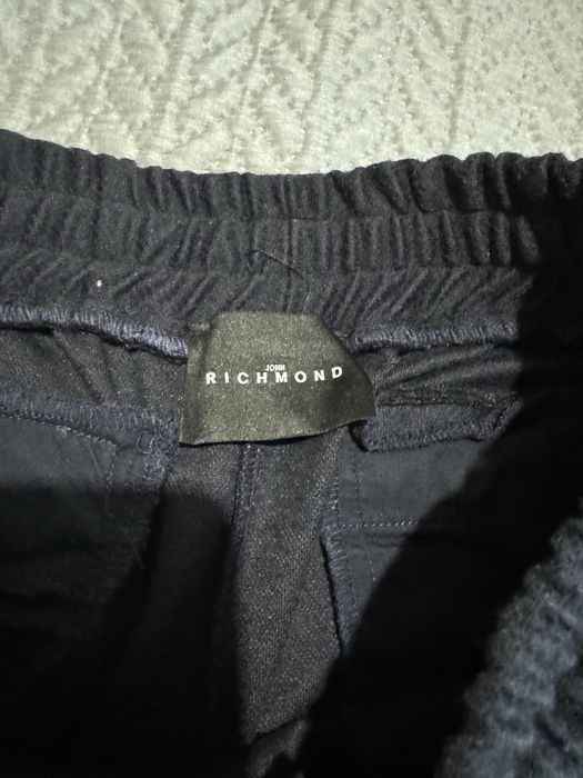 Оригинален юношески панталон RICHMOND , за 13 - 14 годишни , цена 10€ .