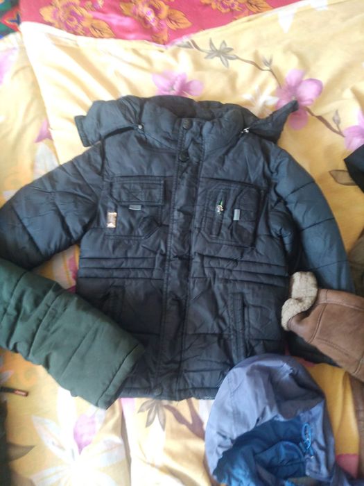 Тегин ,Отдам даром куртка 2-9жасқа ұлға
