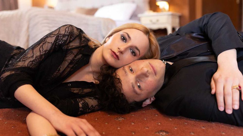 Love Story и Сватбен Фотограф | Професионално Заснемане