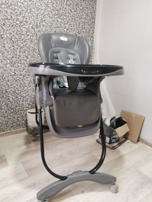 Детский стул для кормления